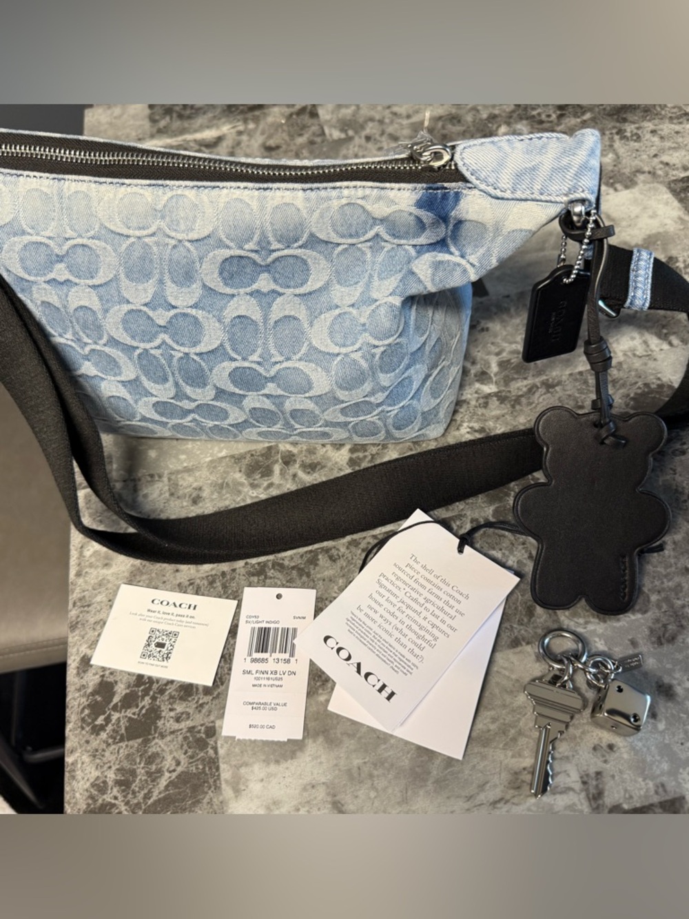Coach CDY53 Small Finn Crossbody In Loved Signature Denim *read description* - Picture 5 of 9